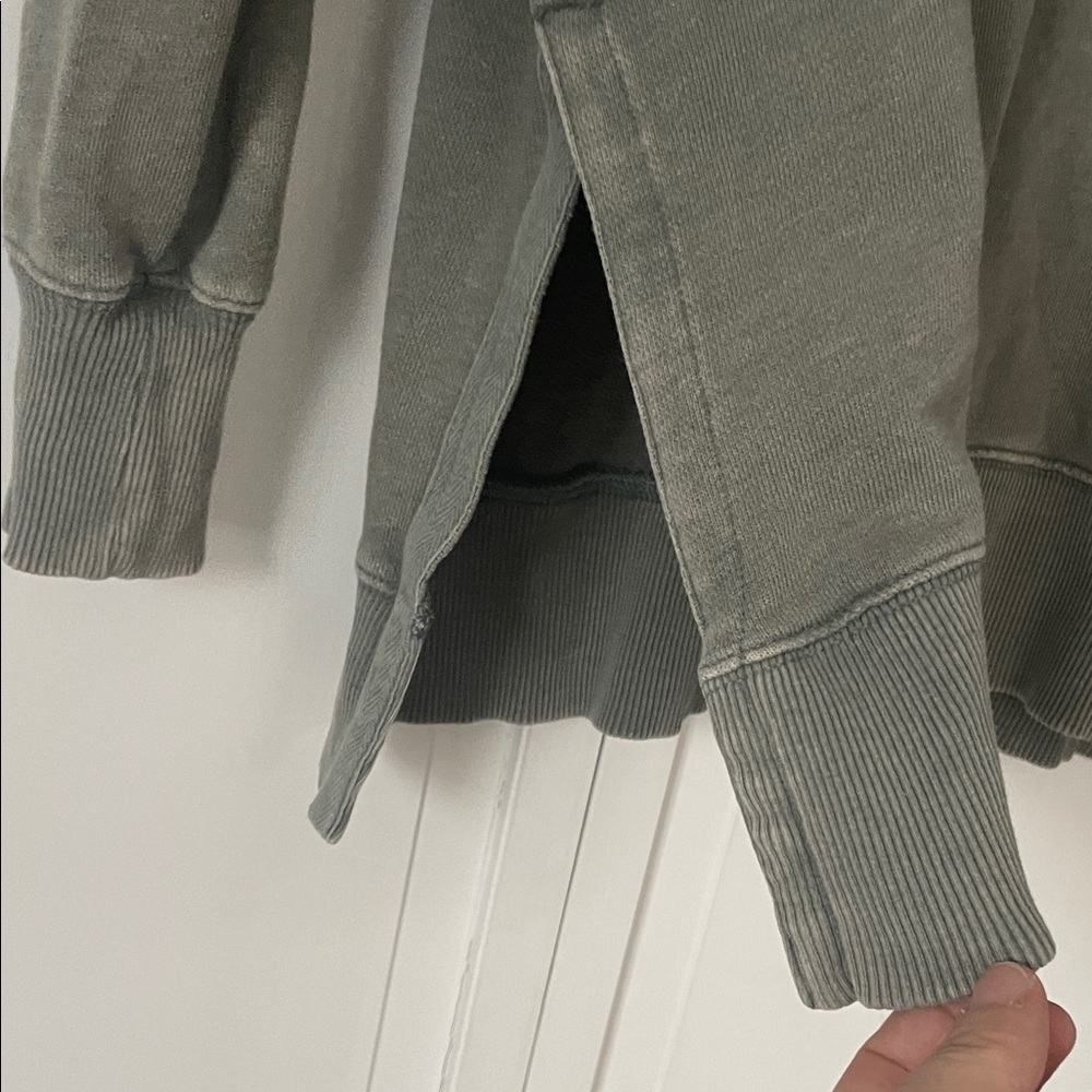 Aerie‎ Women’s Sage Crewneck Sweater - Picture 6 of 12